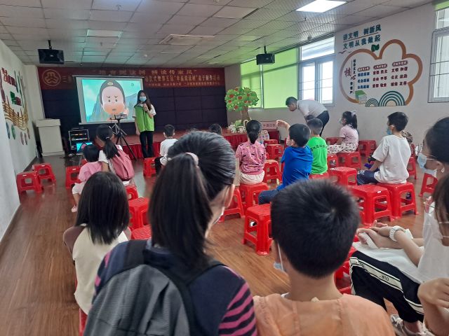 三鄉(xiāng)鎮(zhèn)開展“幸福閱讀樹，禁毒齊守護(hù)”宣傳活動(dòng)圖片1.jpg